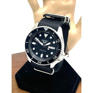 Seiko 5 Men's Watch SRPD89 Automatic Diver Sport Black Dial Day Date Nylon Strap